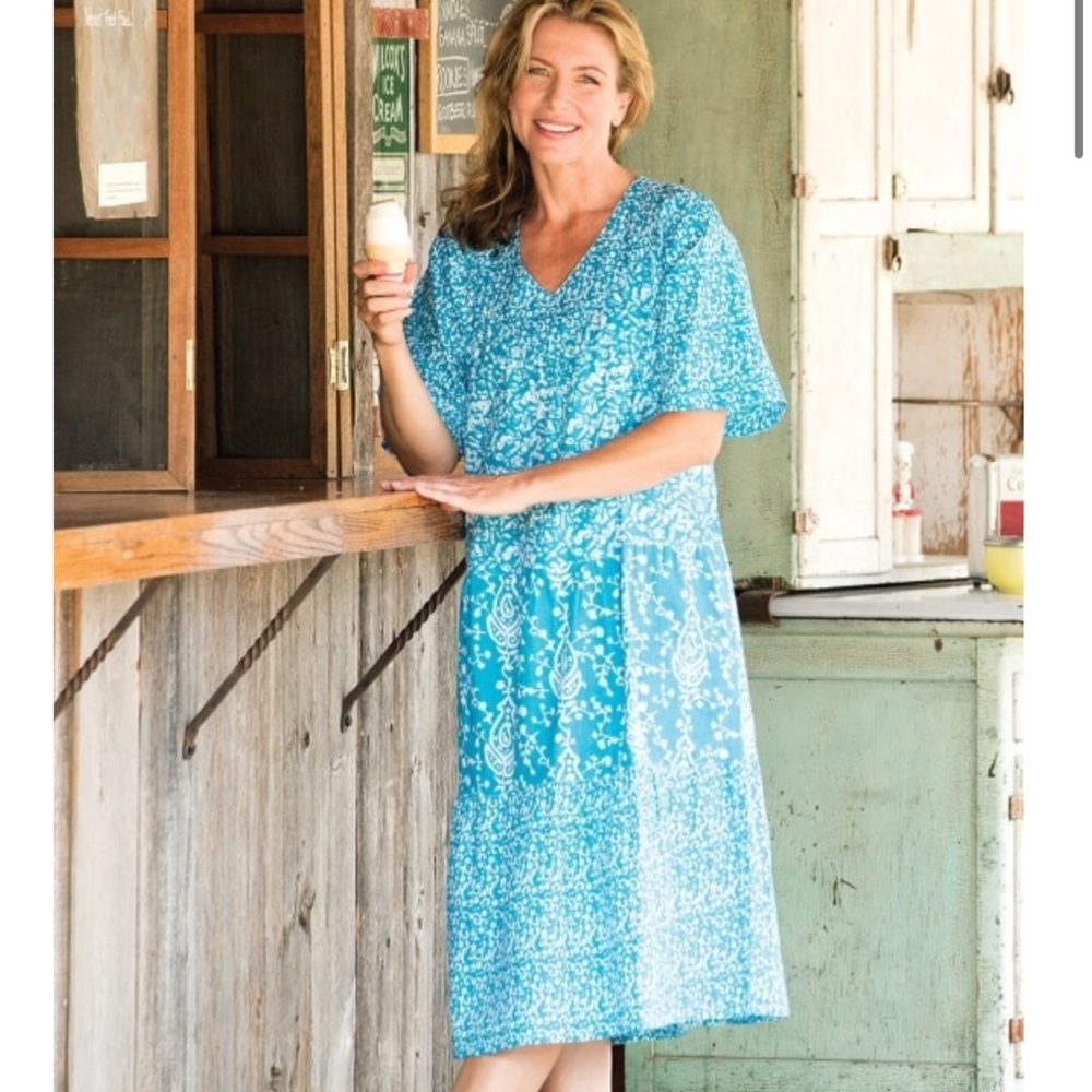 Vermont Country Store Tiered Flutter Sleeve Muumuu